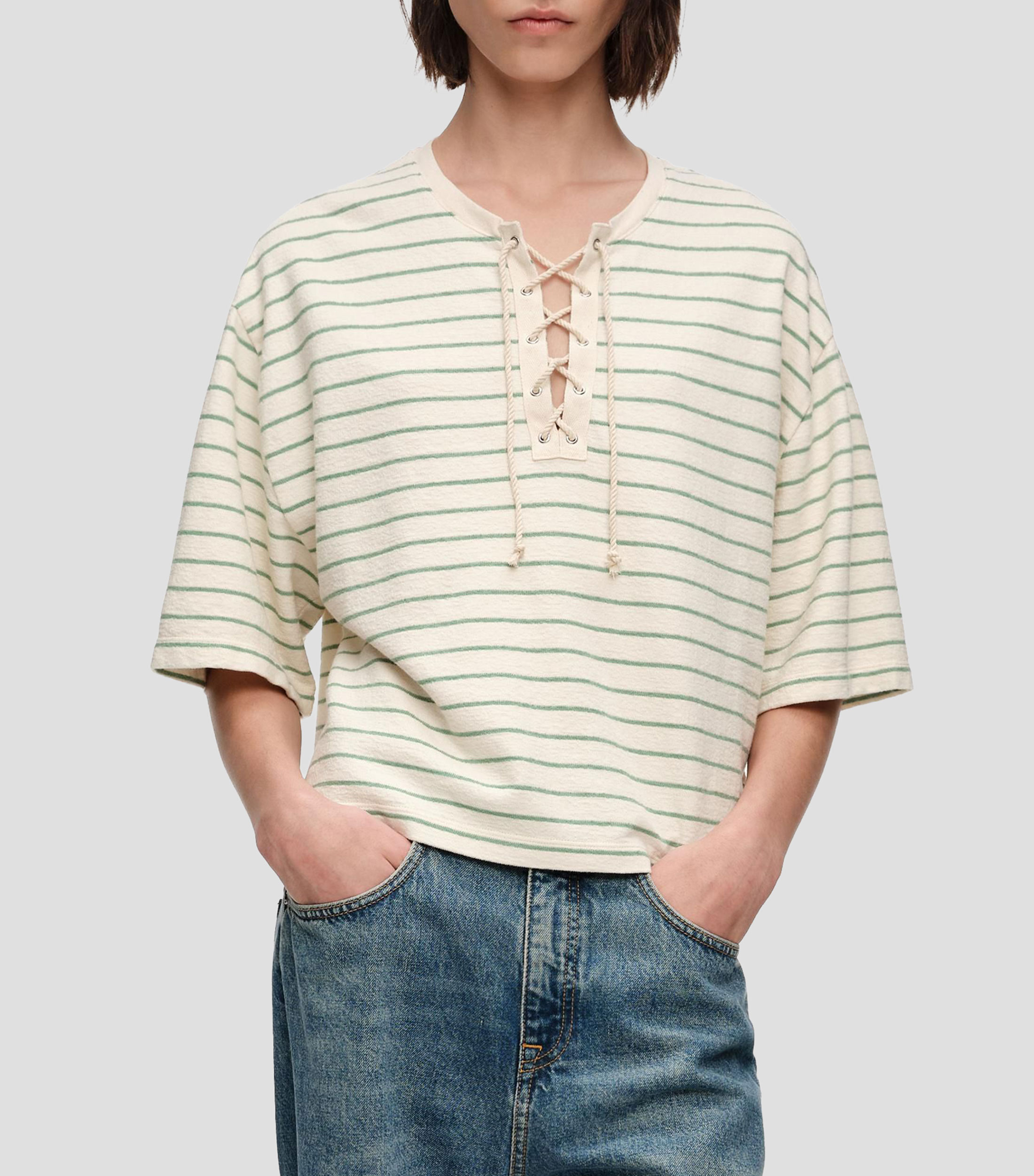 Playera cuello redondo manga corta con rayas Mujer